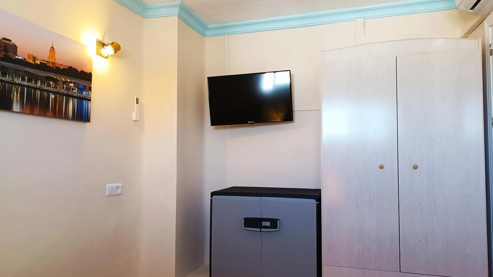 Riv - Reformado, Terraza Con Vistas Al Mar, 1 Dormitorio, 800 Metros De La Playa 토레몰리노스 0*,